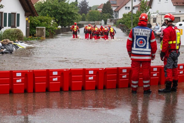 Boxwall-deployed-Unterroth-Neu-Ulm-Bavaria-Germany-20240606-photo-credit-kreisfeuerwehrverband.-1 Boxwall-deployed-Unterroth-Neu-Ulm-Bavaria-Germany-20240606-photo-credit-kreisfeuerwehrverband.-1