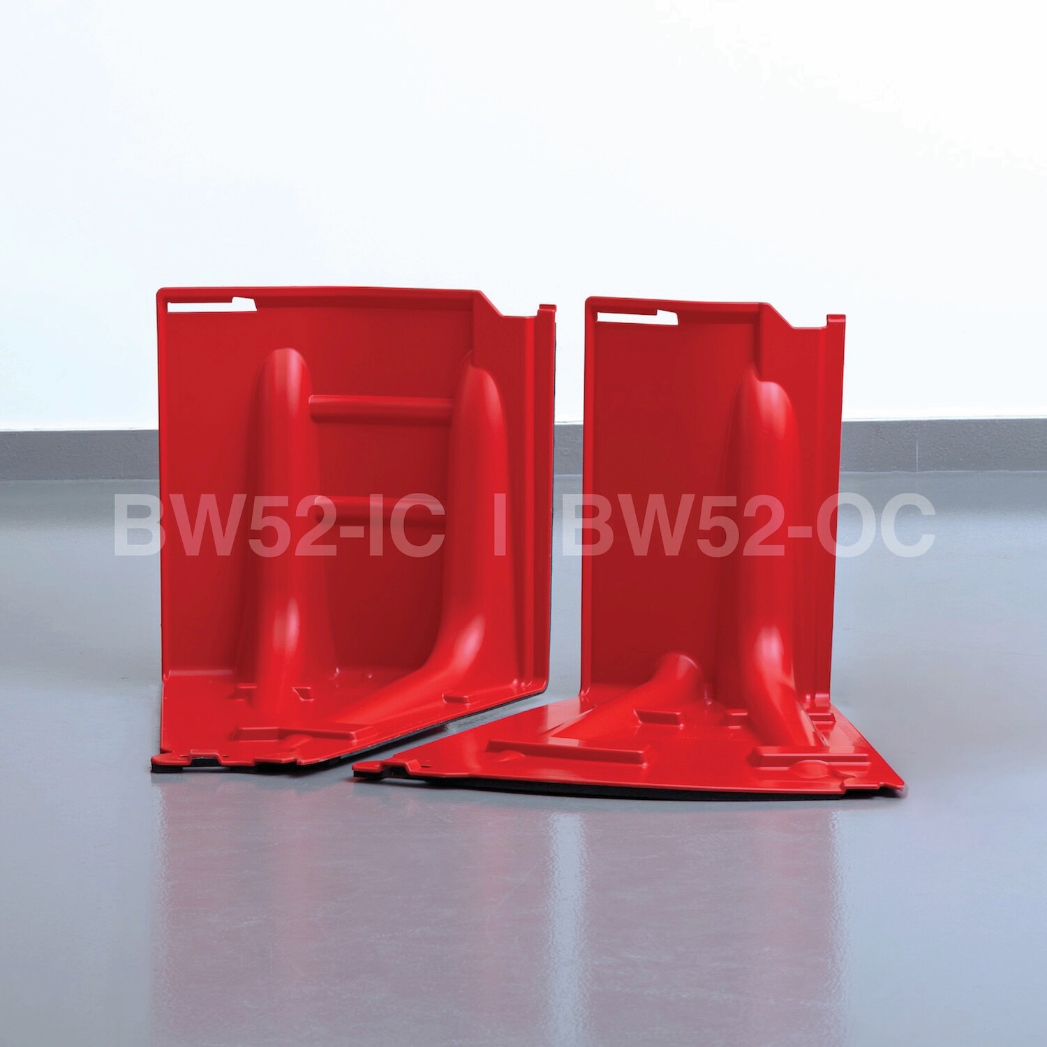 NOAQ Boxwall BW52-IC and BW52-OC components. NOAQ BOXWALL BW52-IC + BW52-OC - Studio Callout - Square Format - WEB